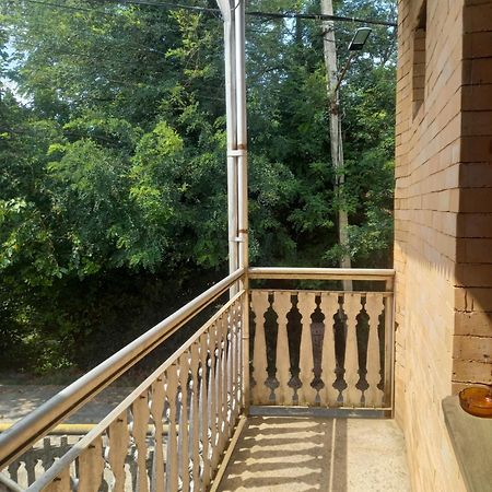 קוטאיסי Guest House Roma מראה חיצוני תמונה